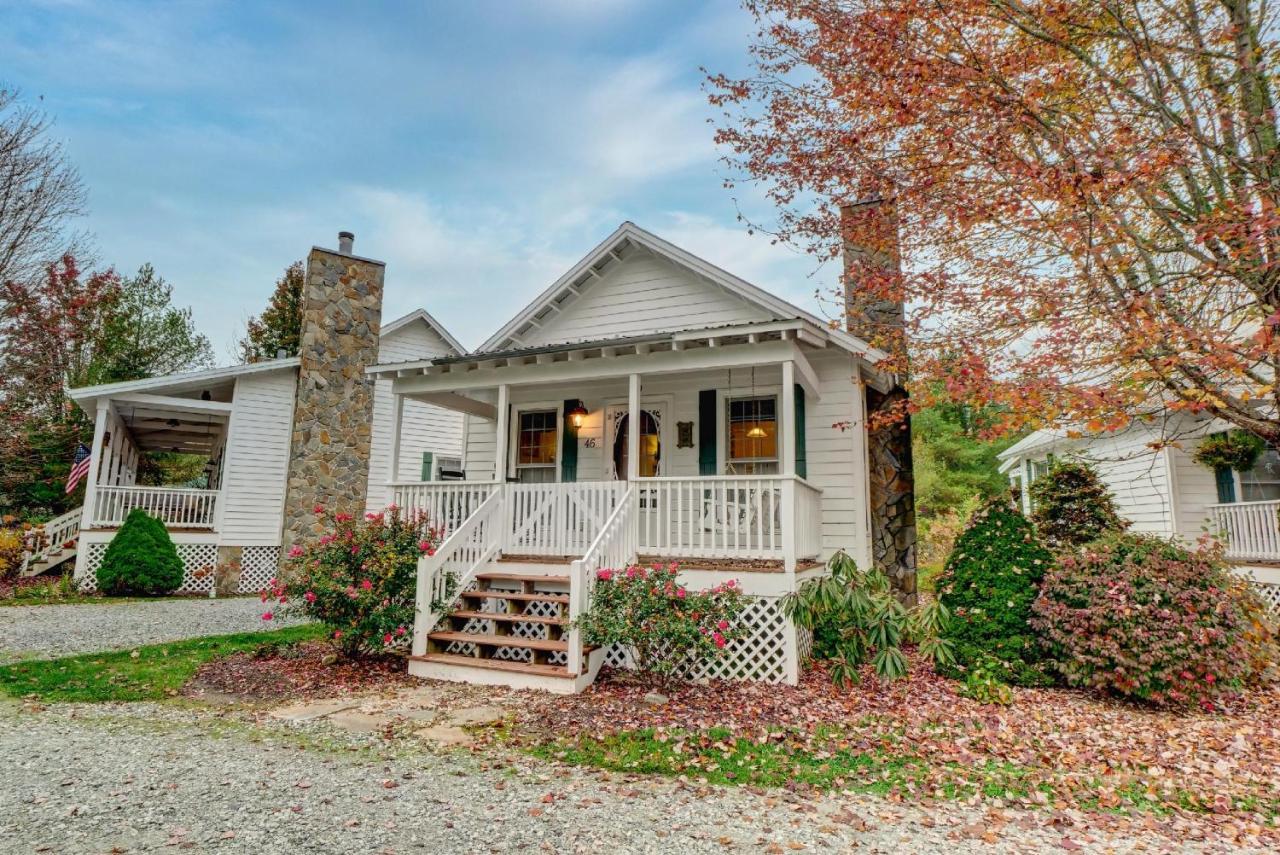 Linville River - Steps Away From The Banks Holiday home *