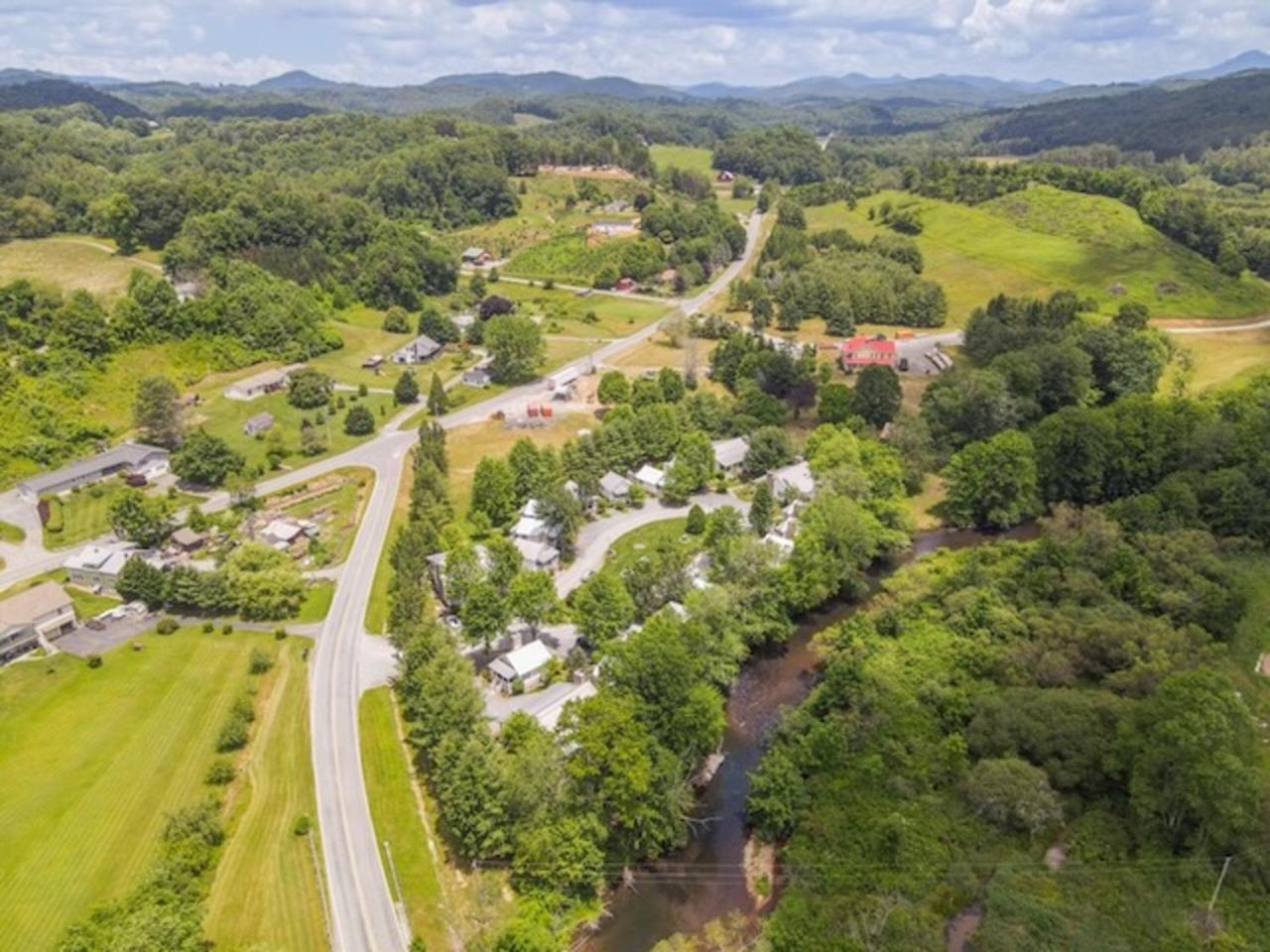 Holiday home Linville River - Steps Away From The Banks Newland